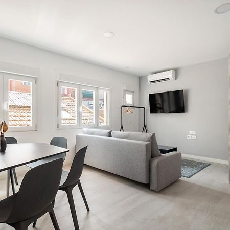 Apartamentos Reformados En Madrid Rio المظهر الخارجي الصورة